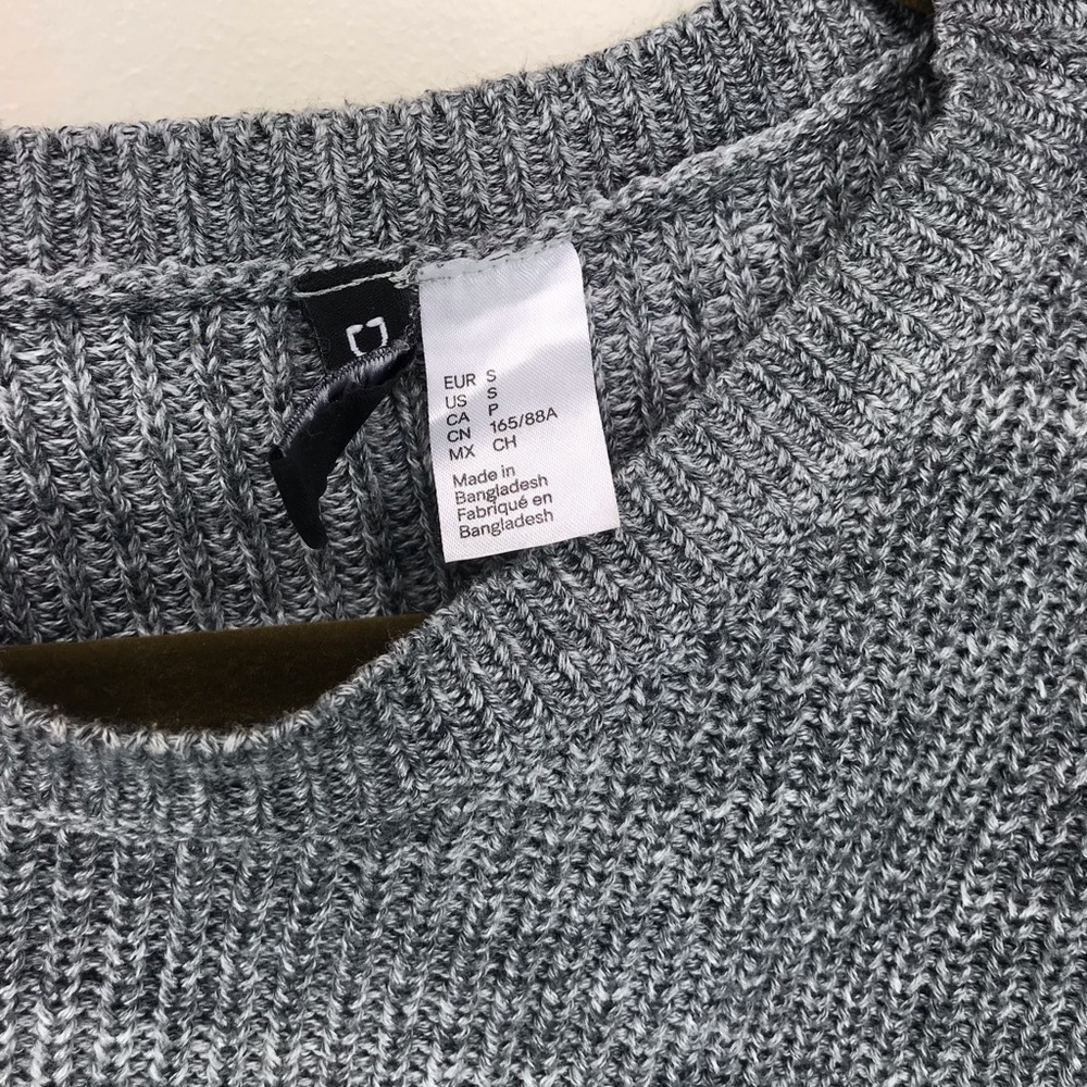 cute warm sweater with zippers